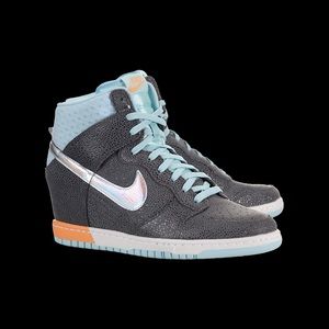 nike high heel sneakers for ladies
